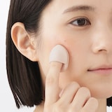 肌あたりなめらか　部分用パフ