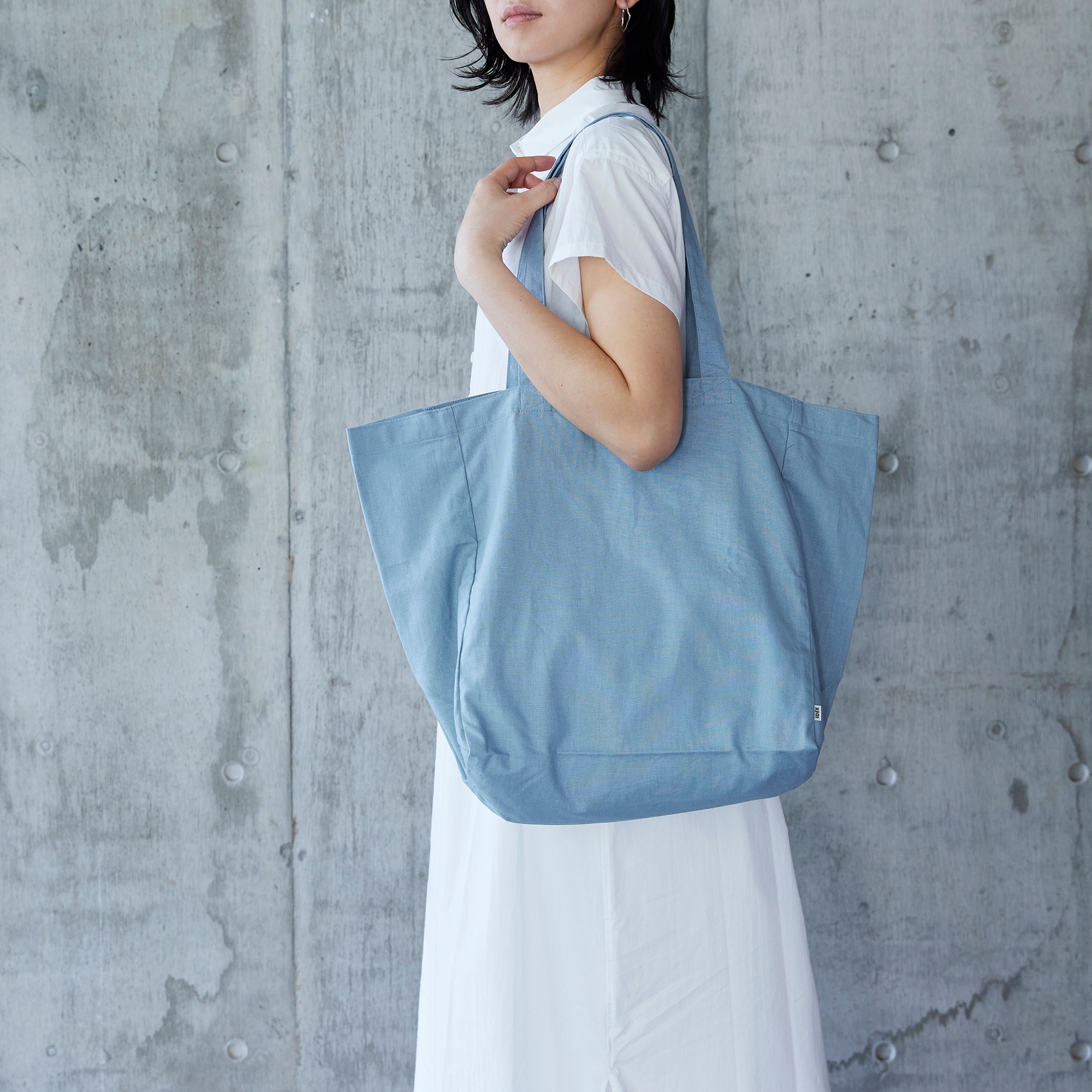 ［ＩＤＥＥ］コットンリネントートバッグ　ネイビー