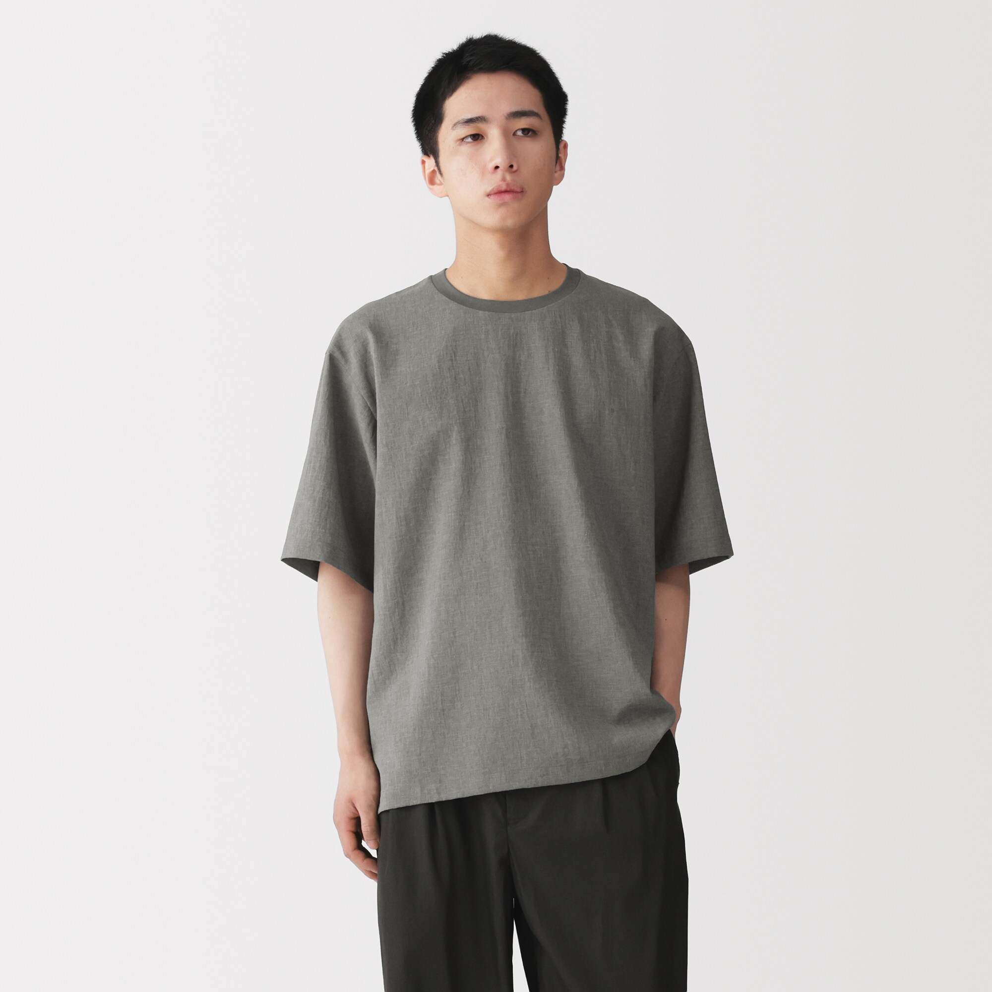 紳士　風を通す　五分袖布帛Ｔシャツ