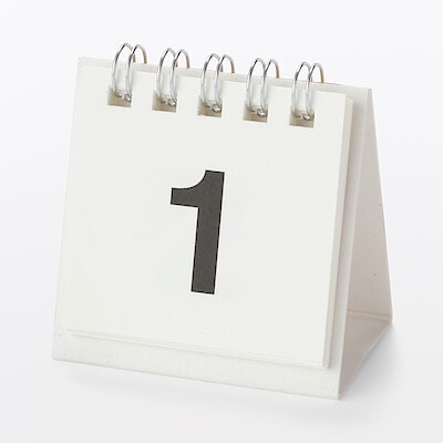 【１１月中旬発売予定】くりかえし使える　日めくりカレンダー　日付タイプ／卓上用／約６０×６０ｍｍ