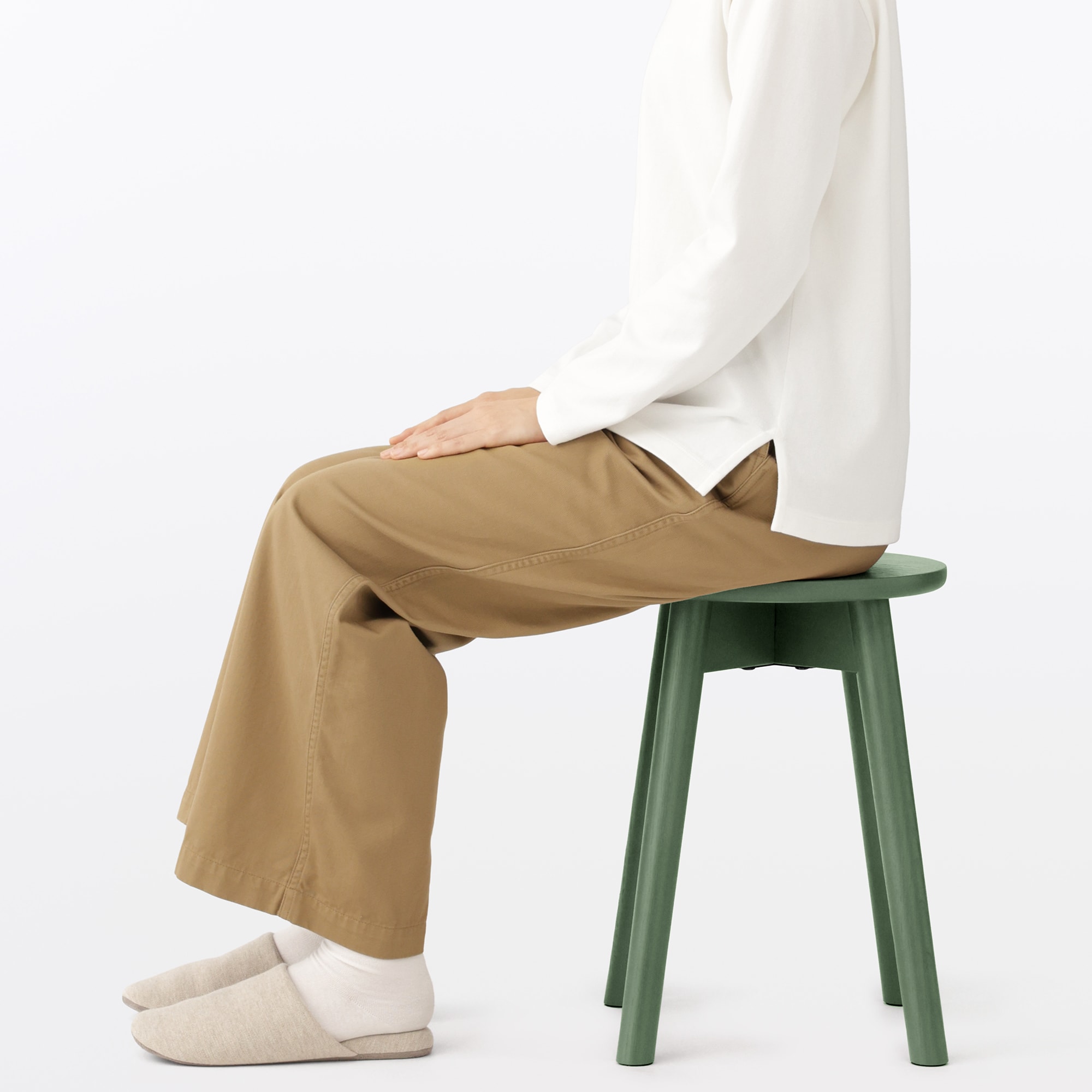 木製スツール　アッシュ材突板　グリーン