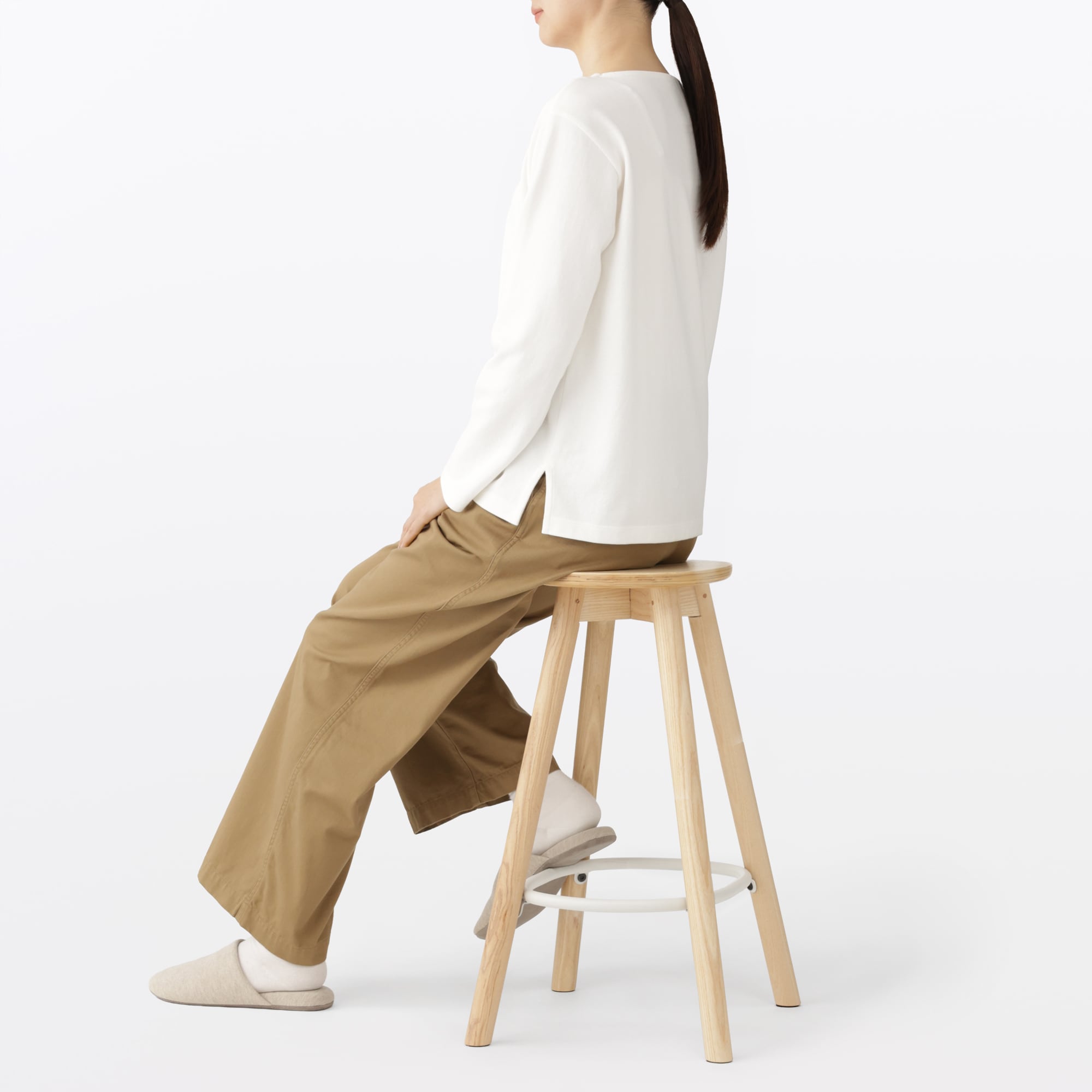 木製ハイスツール　アッシュ材突板　ナチュラル
