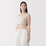 婦人　胸のボリュームをおさえる　ハーフ丈ブラタンクトップ