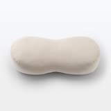 背当てにもなるやわらかマルチミニクッション