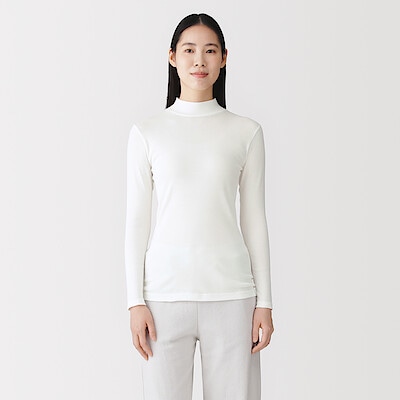 婦人　あったか綿　ハイネック長袖Ｔシャツ
