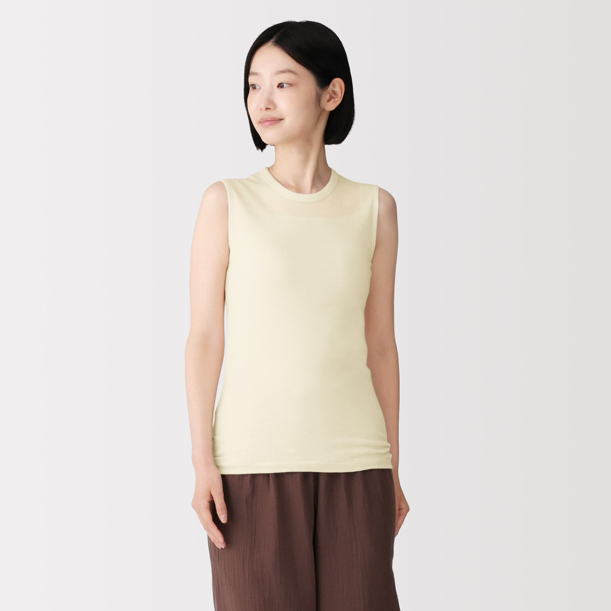 婦人　ウールスリーブレスＴシャツ