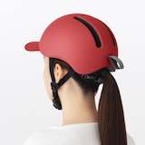 風が抜ける　自転車ヘルメット　エンジ