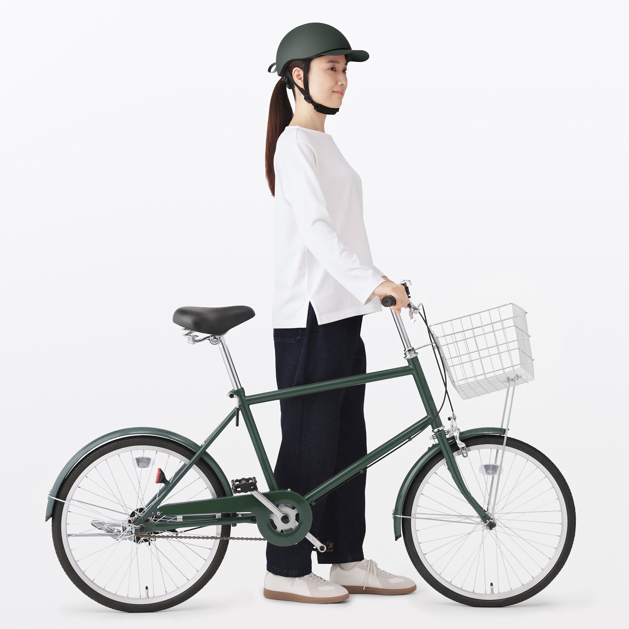 風が抜ける　自転車ヘルメット　ダークグリーン