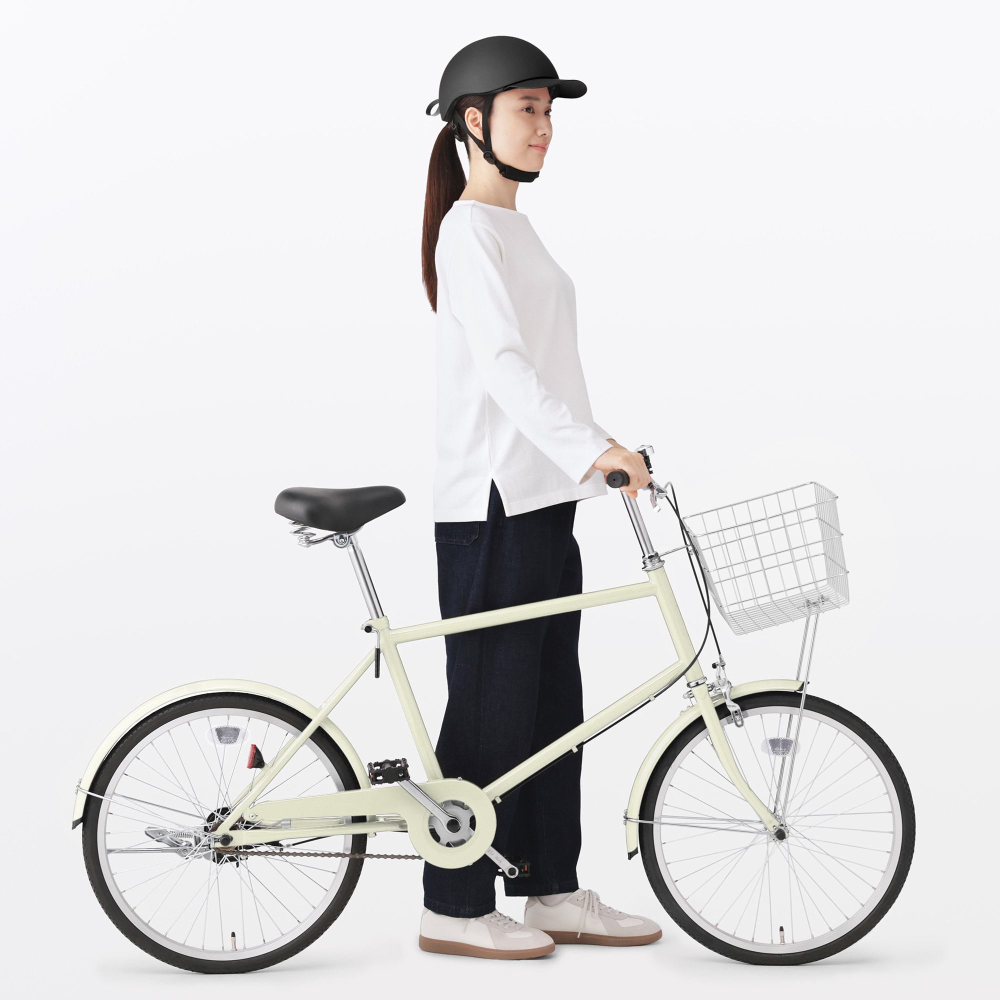風が抜ける　自転車ヘルメット　黒