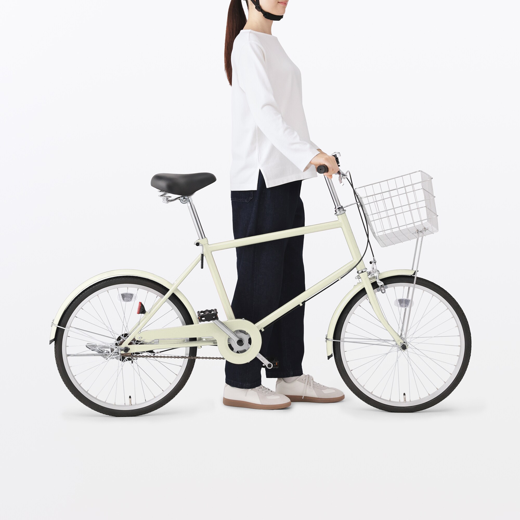 【宅送】２０型自転車　ベージュ　バスケット付
