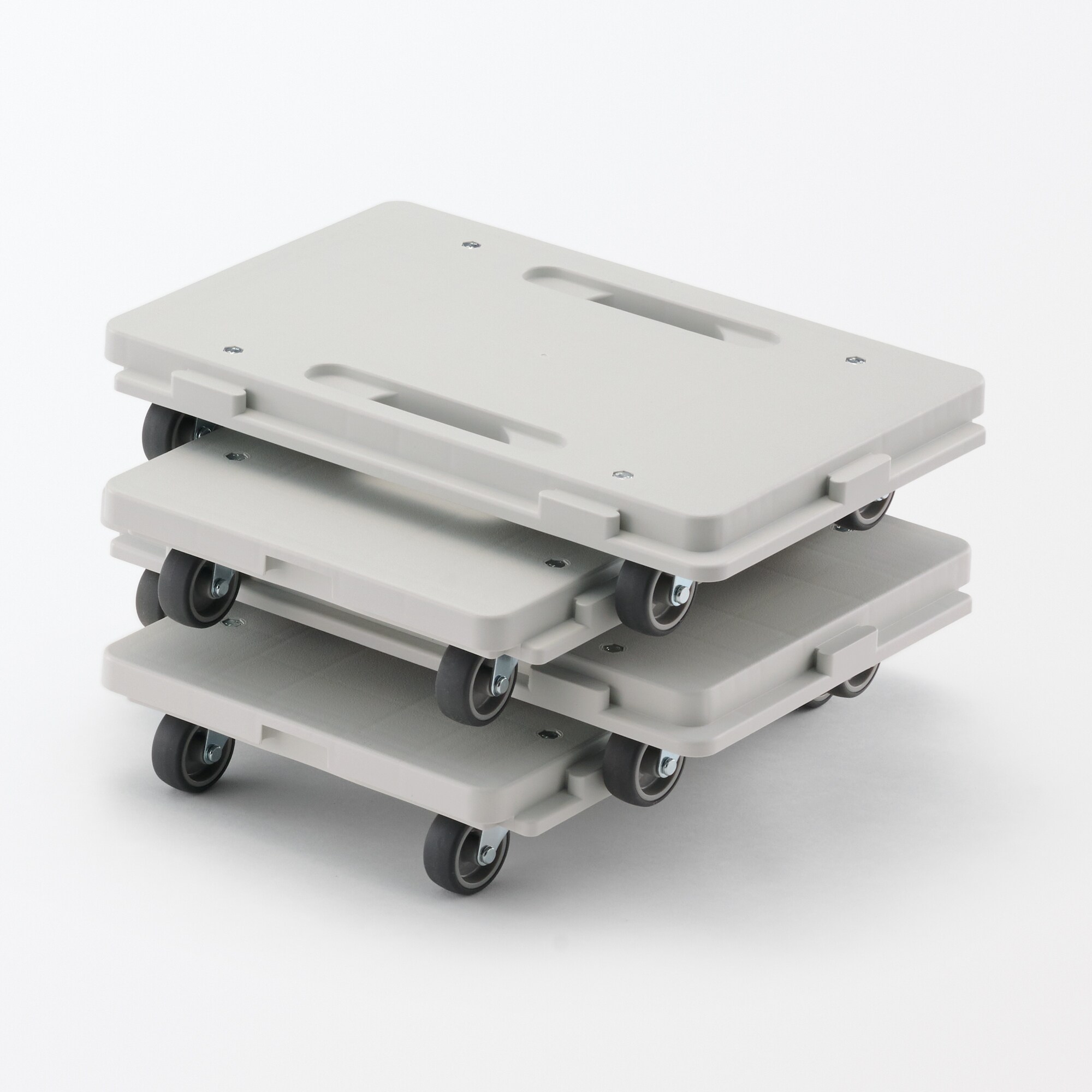 縦にも横にも連結できる再生ポリプロピレン入り平台車