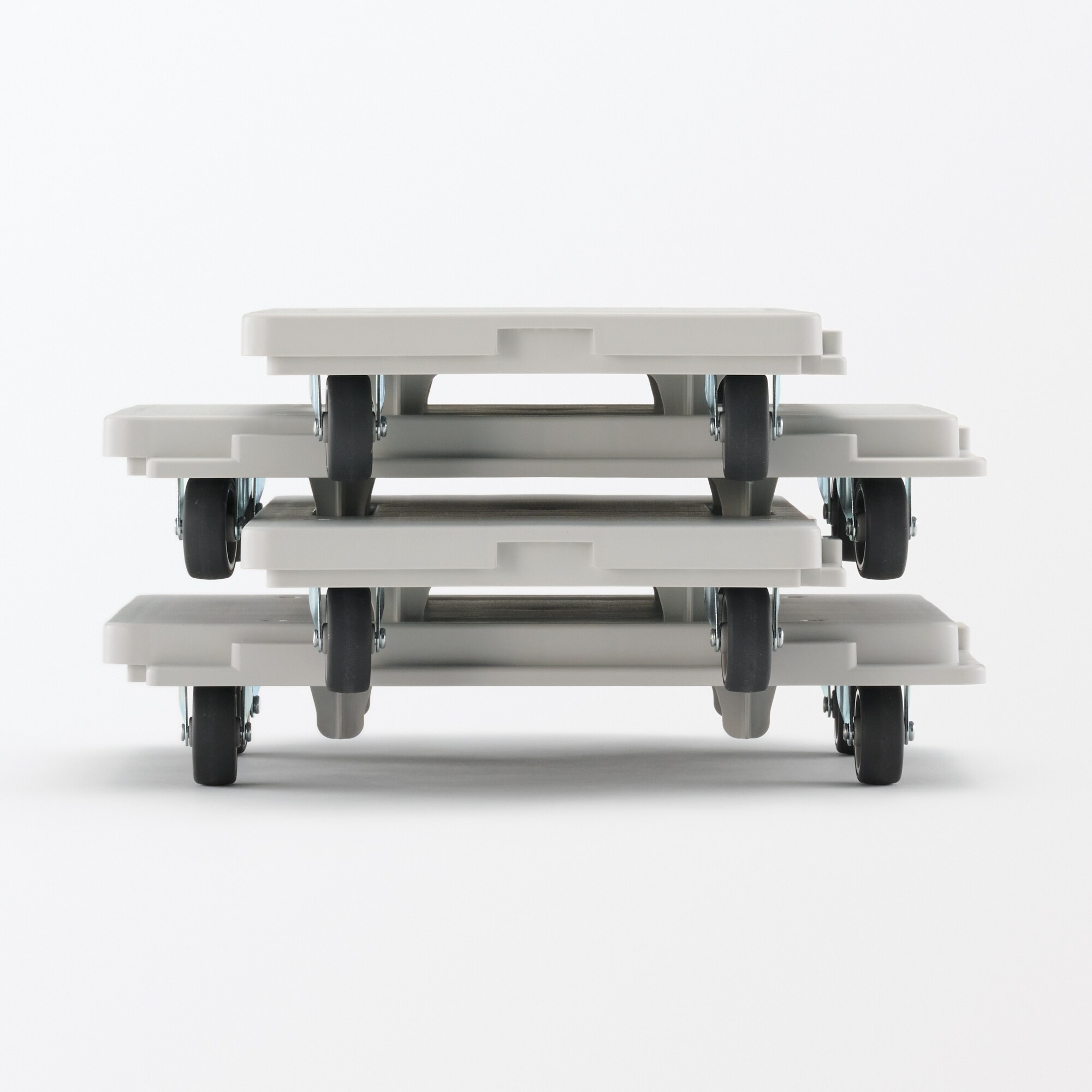 縦にも横にも連結できる再生ポリプロピレン入り平台車