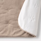 あたたかファイバーふんわりキルティングラグ１４０ｘ１９５ｃｍ
