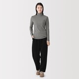 婦人　起毛フライス編みタートルネック長袖Ｔシャツ