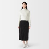 婦人　カシミヤ混リブ編みタートルネック長袖Ｔシャツ
