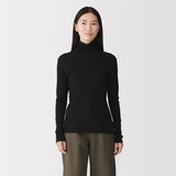 婦人　カシミヤ混リブ編みタートルネック長袖Ｔシャツ
