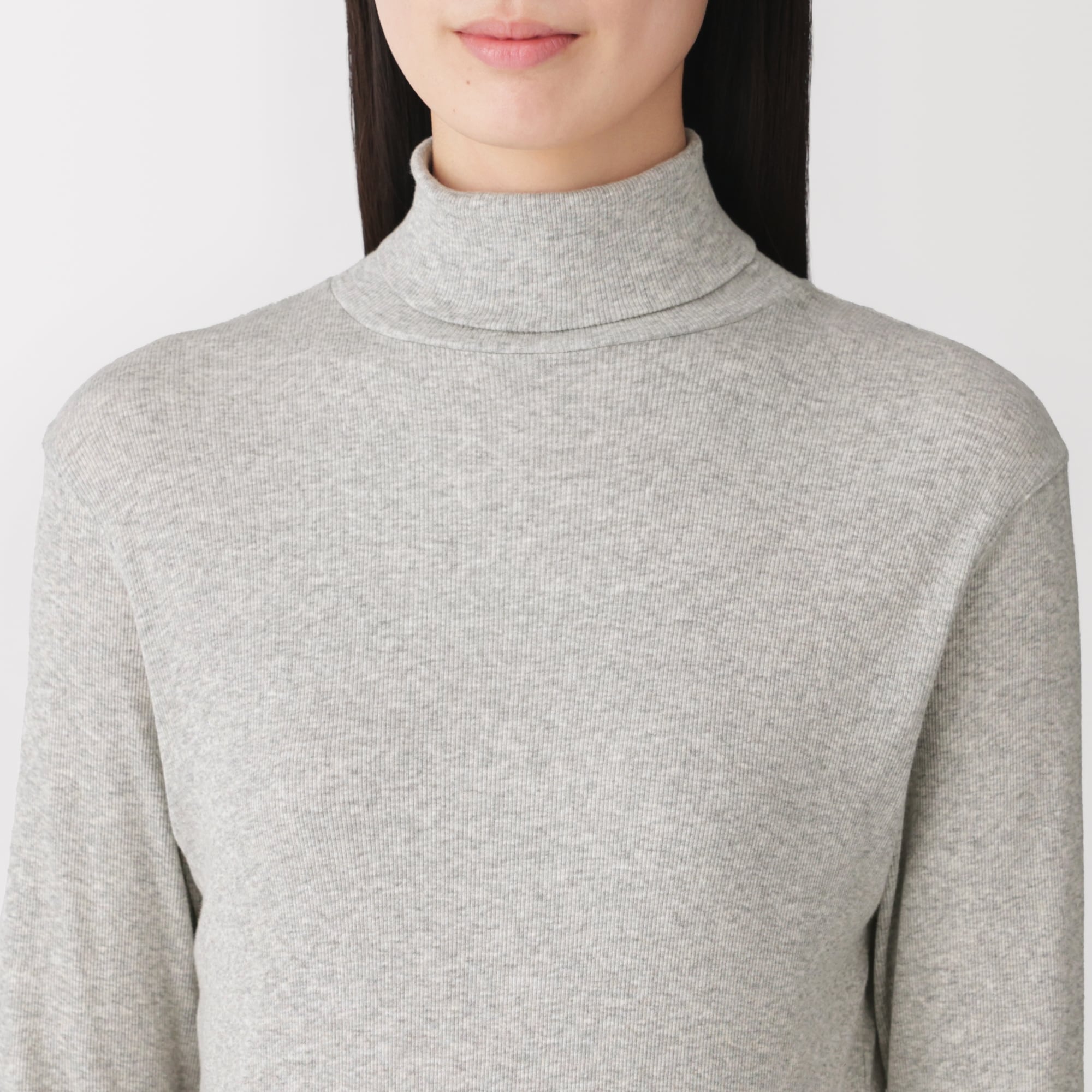 婦人　カシミヤ混リブ編みタートルネック長袖Ｔシャツ