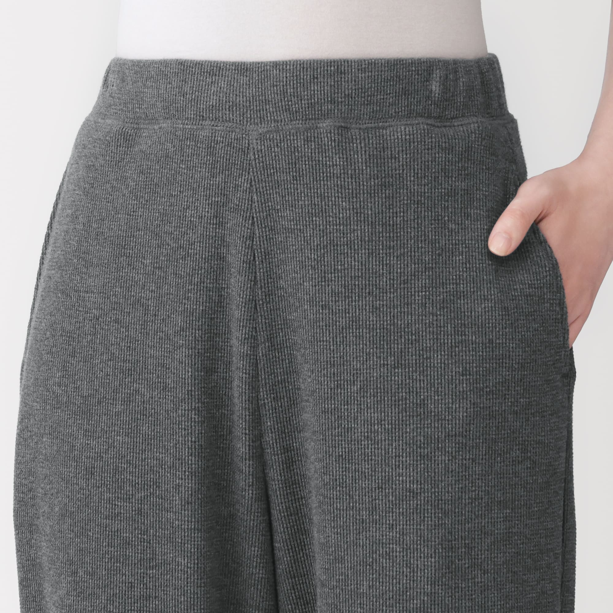 婦人　ワッフル編みパンツ