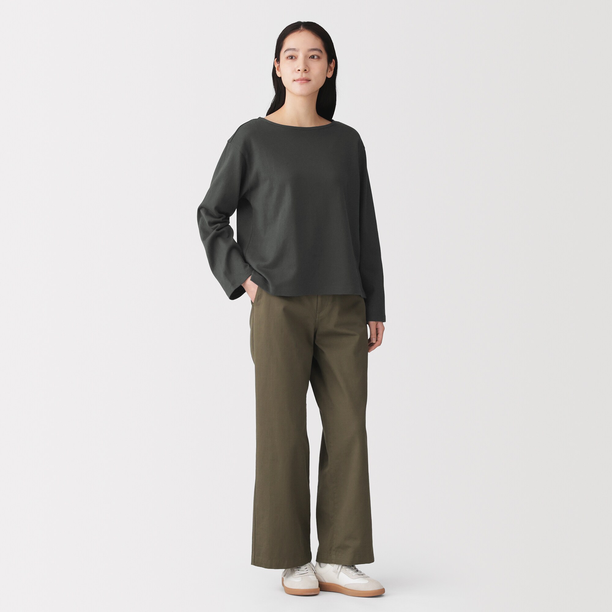 婦人　太番手ボートネック長袖Ｔシャツ