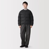 婦人　軽量ダウンポケッタブルノーカラーボリュームブルゾン