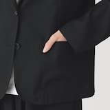 婦人　なめらか　シャツジャケット
