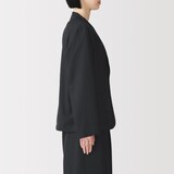 婦人　なめらか　シャツジャケット