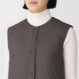 婦人　軽量ダウンポケッタブルノーカラーロングベスト