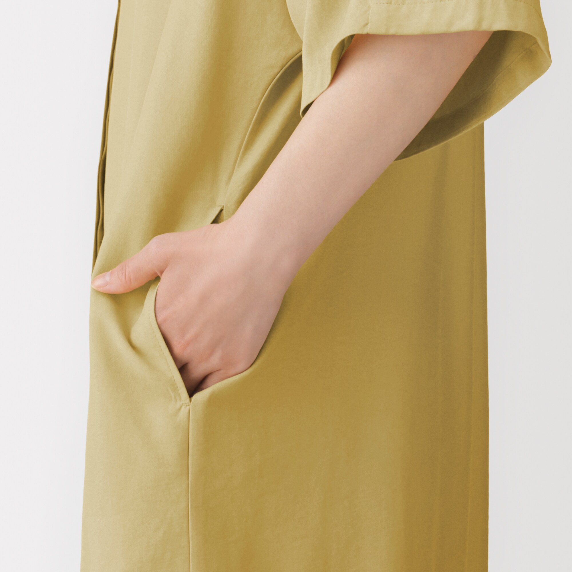 婦人　なめらか　五分袖ワンピース