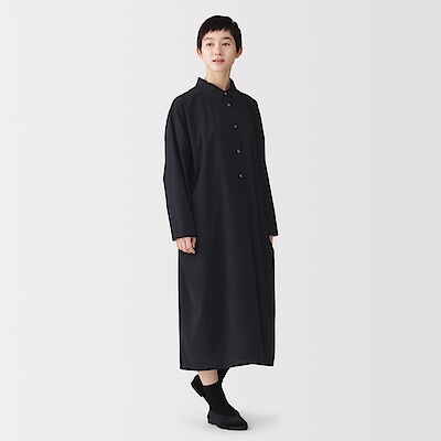 婦人　まっすぐ仕立てた　シャツワンピース