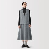 婦人　ウール混ジャージー　Ⅴネックベスト