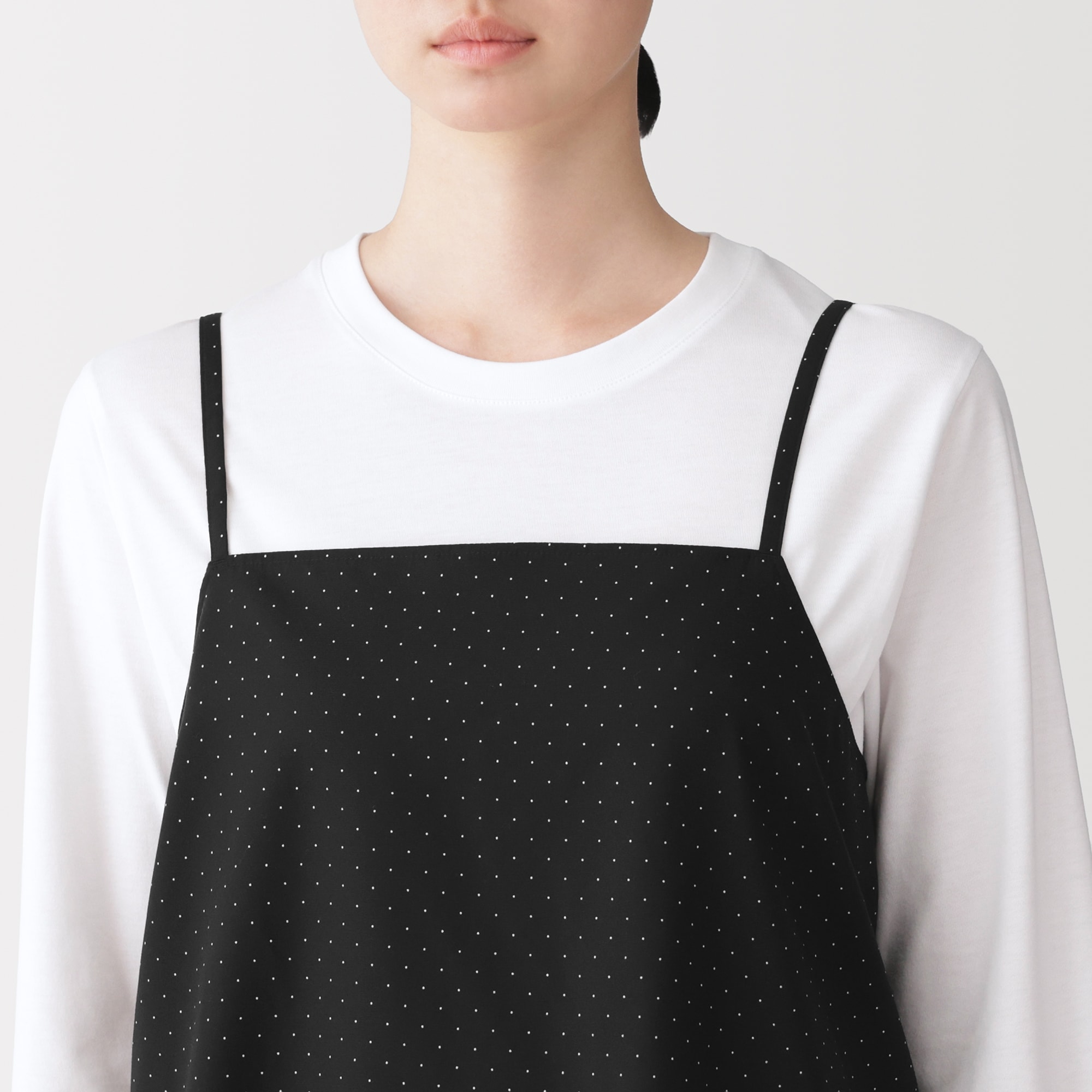 婦人　なめらか　キャミソールブラウス