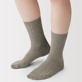 婦人　足なり直角　履き口やわらか　ケーブル柄靴下