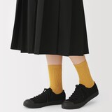 婦人　足なり直角　履き口やわらか　ケーブル柄靴下