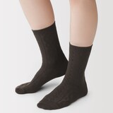 婦人　足なり直角　履き口やわらか　ケーブル柄靴下
