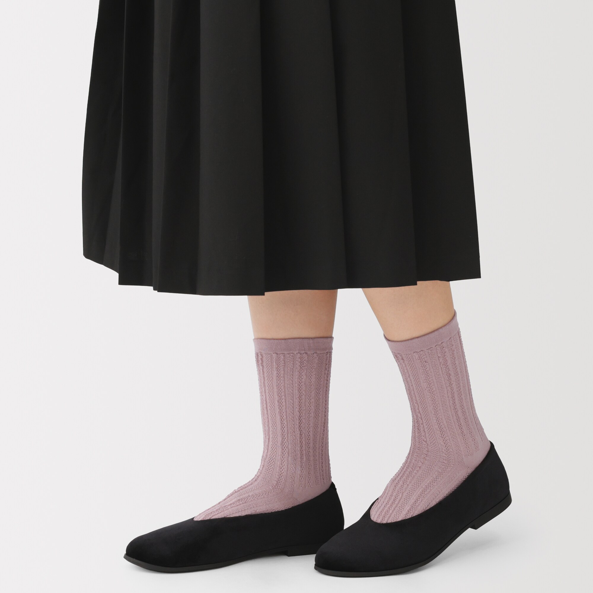 婦人　足なり直角　履き口やわらか　レーヨン混薄手　透かし編み靴下