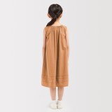 キッズ　からみ織りスリーブレスワンピース