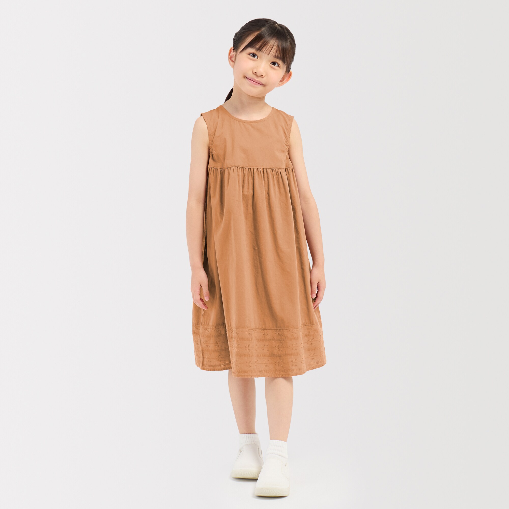 キッズ　からみ織りスリーブレスワンピース