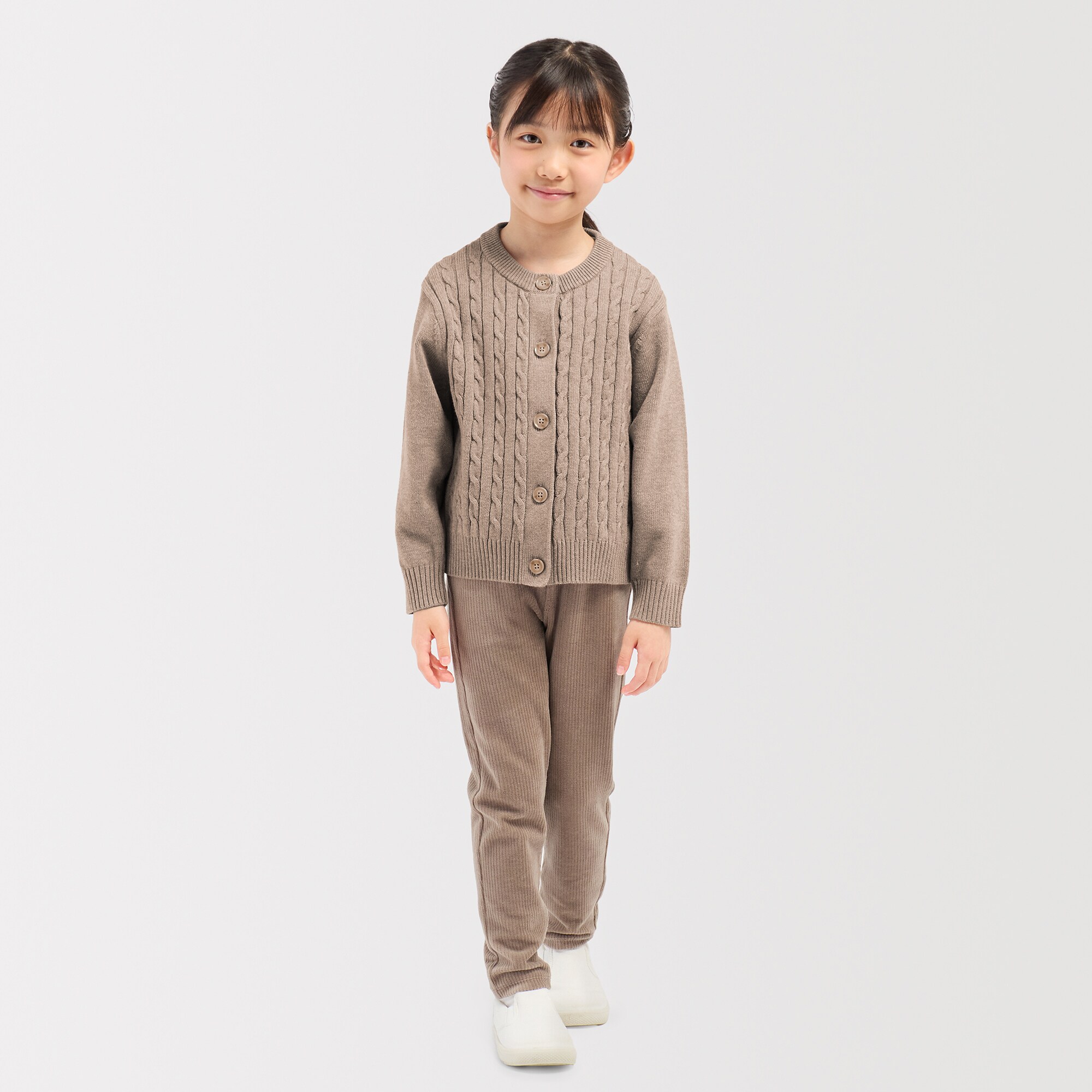 キッズ　洗えるニットクルーネックカーディガン