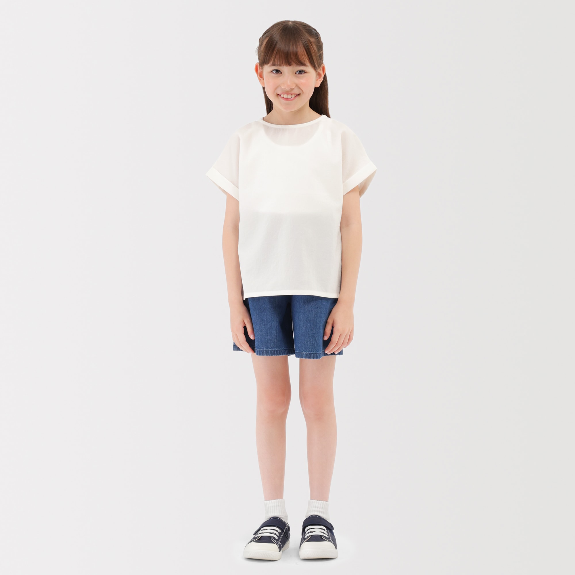 キッズ　風を通す半袖ブラウス