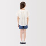 キッズ　風を通す半袖ブラウス