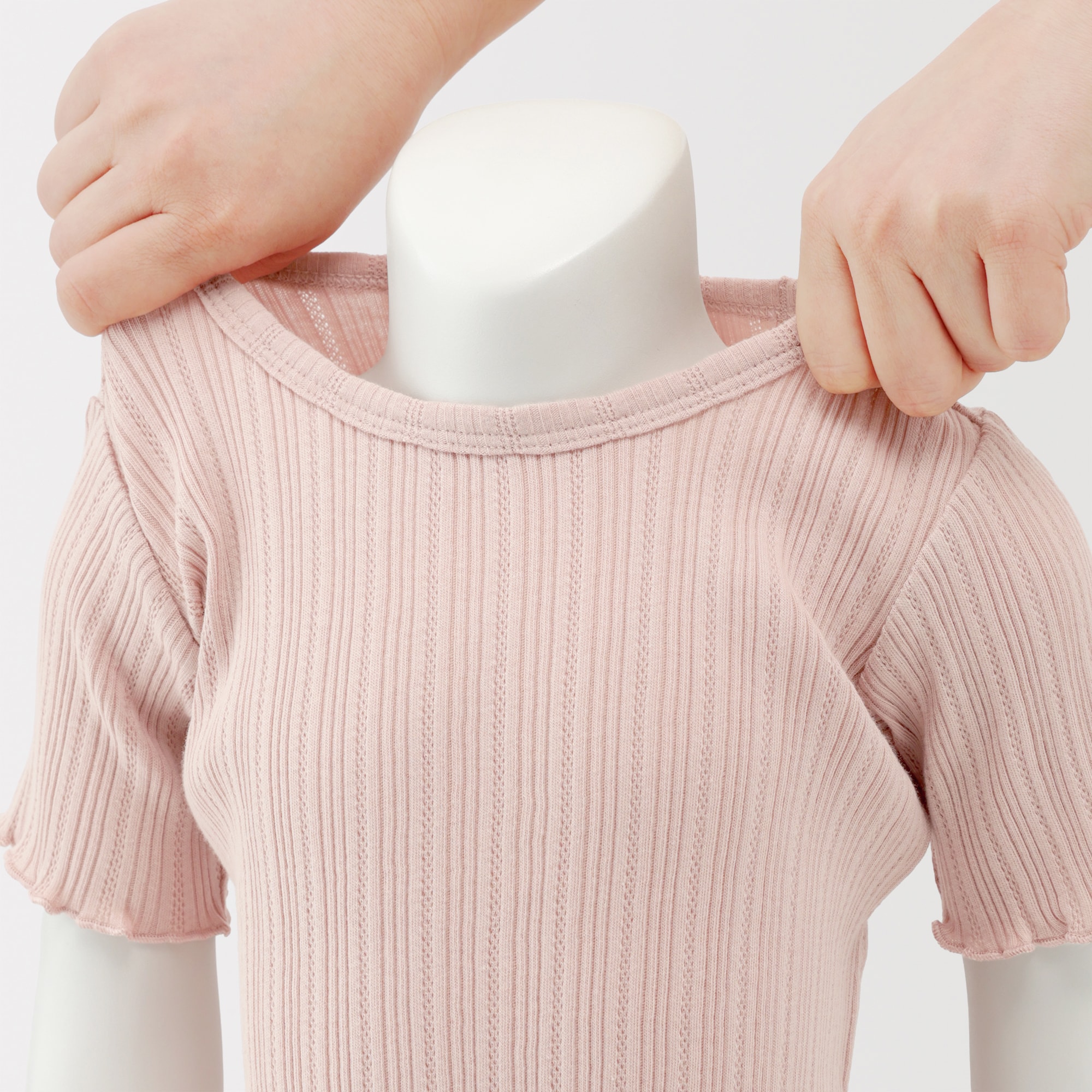 ベビー　あたまするっと　透かし柄クルーネック半袖Ｔシャツ