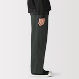 紳士　なめらか　ツータックストレートパンツ