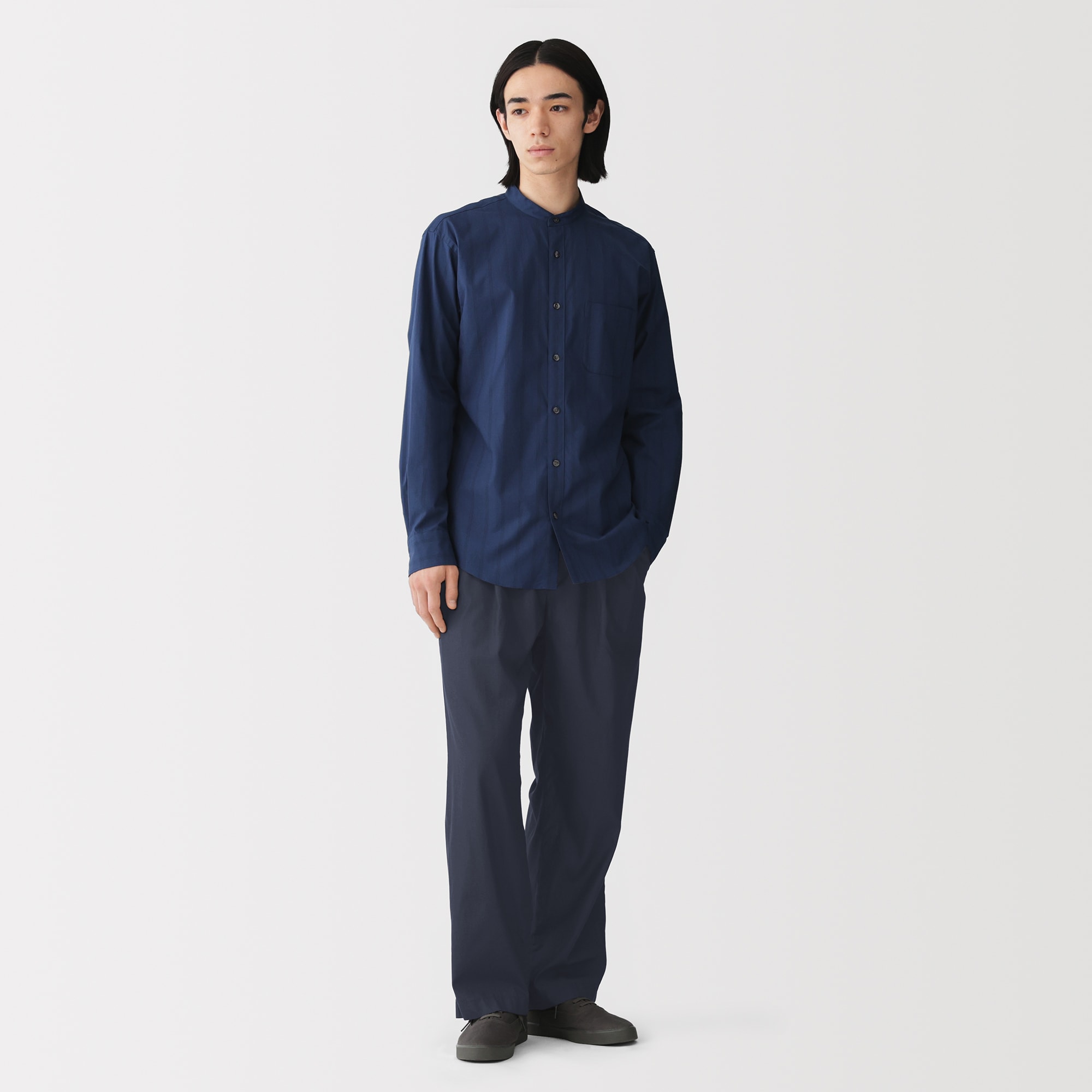 無印良品 紳士 なめらか ツータックストレートパンツ | 無印良品