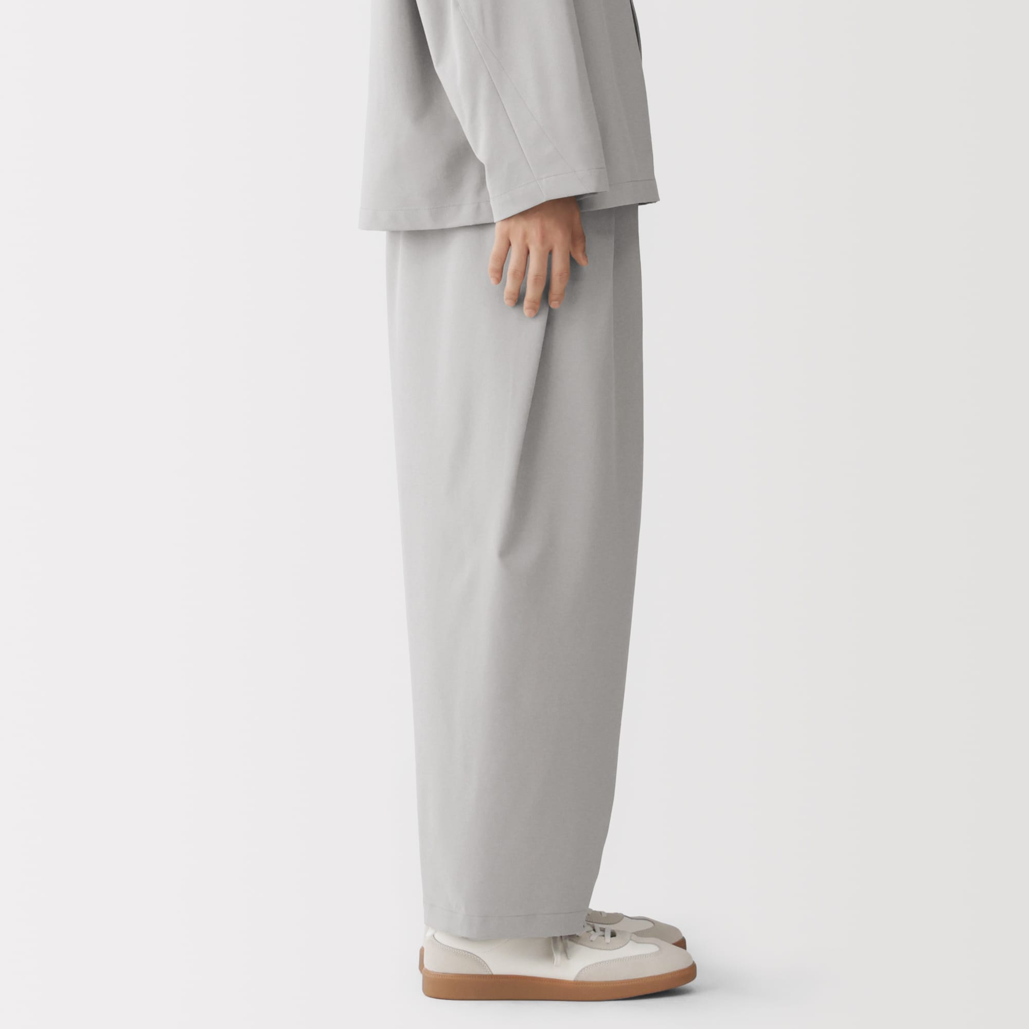 紳士　まっすぐ仕立てた　はかまパンツ