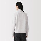 婦人　カシミヤ混ブークレタートルネックセーター