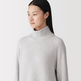 婦人　カシミヤ混ブークレタートルネックセーター
