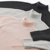 婦人　カシミヤ混ブークレタートルネックセーター
