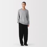 紳士　昔ながらの製法で編み立てた天竺クルーネック長袖Ｔシャツ