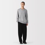 紳士　昔ながらの製法で編み立てた天竺クルーネック長袖Ｔシャツ