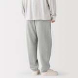 紳士　昔ながらの製法で編み立てたスウェットパンツ